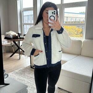 Vestique Sherpa jacket